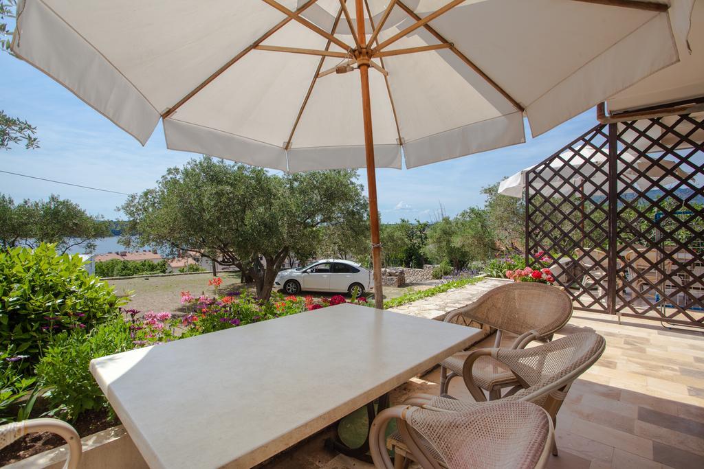 Apartments Ljubo & Lili كريس المظهر الخارجي الصورة