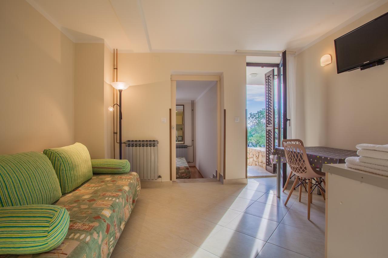 Apartments Ljubo & Lili كريس المظهر الخارجي الصورة